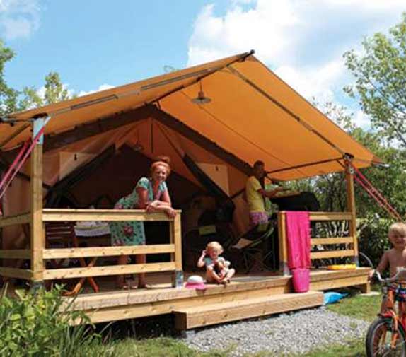 nuit insolite Hautes Alpes tente lodge