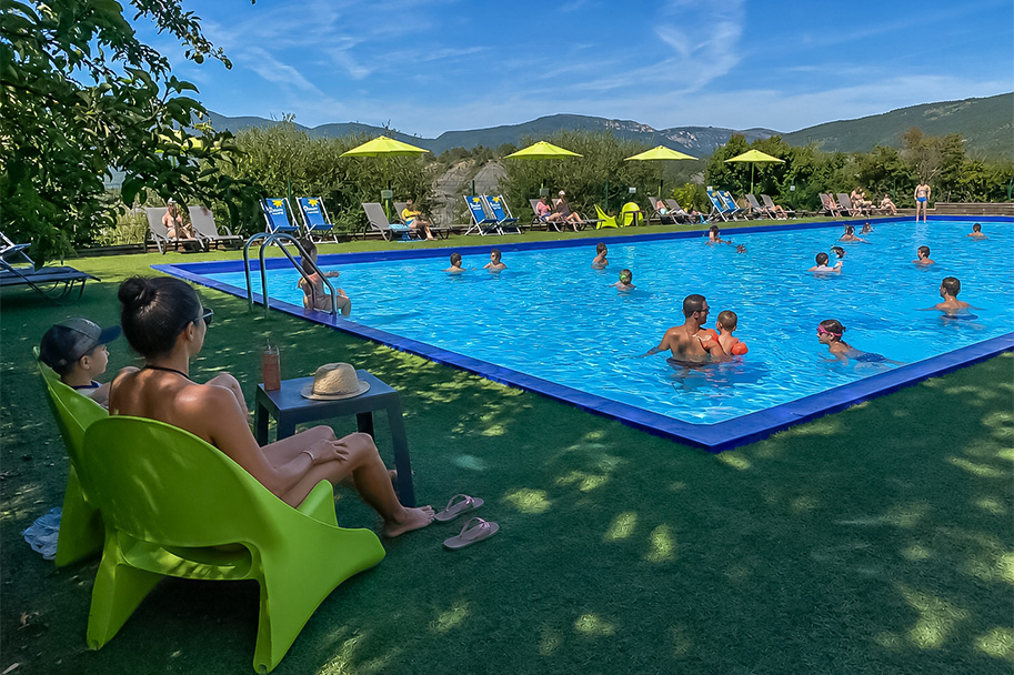 camping avec piscine chauffee dans les hautes alpes