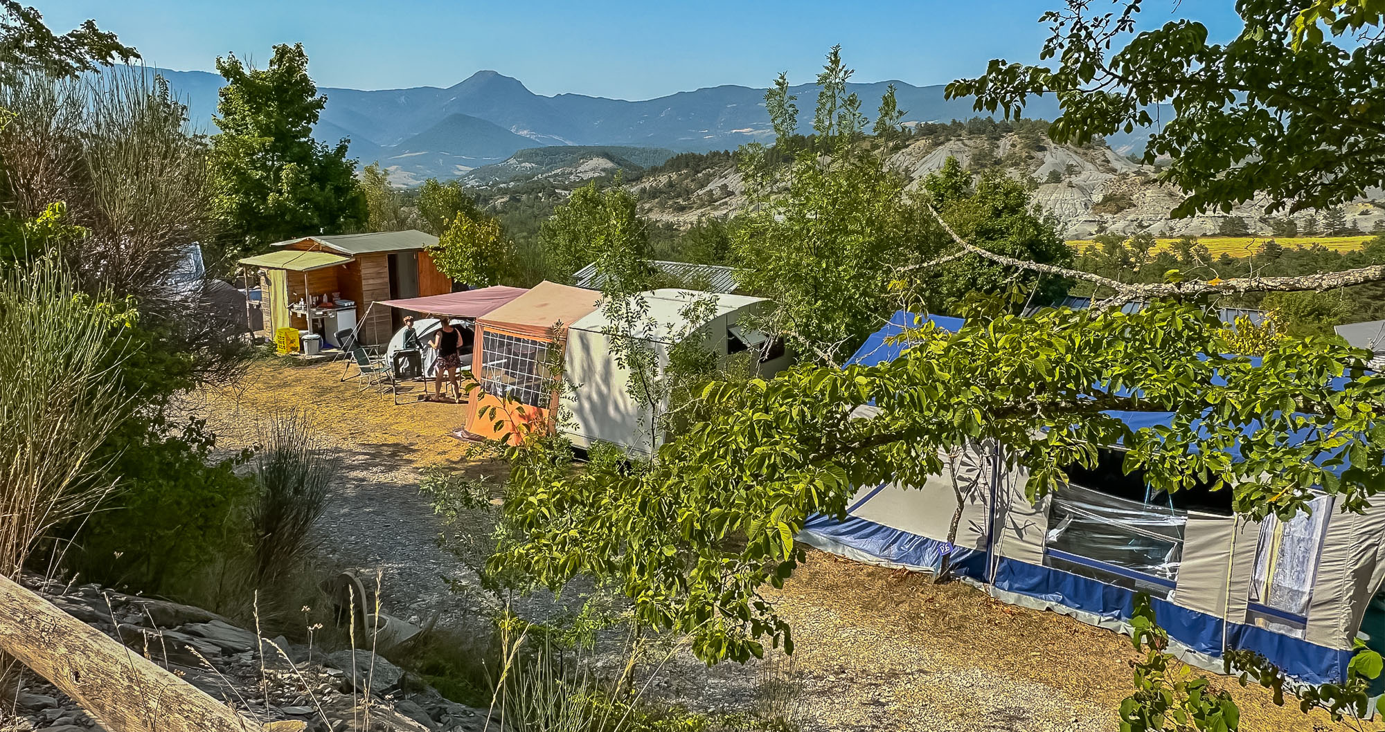 nos emplacements avec sanitaires prives